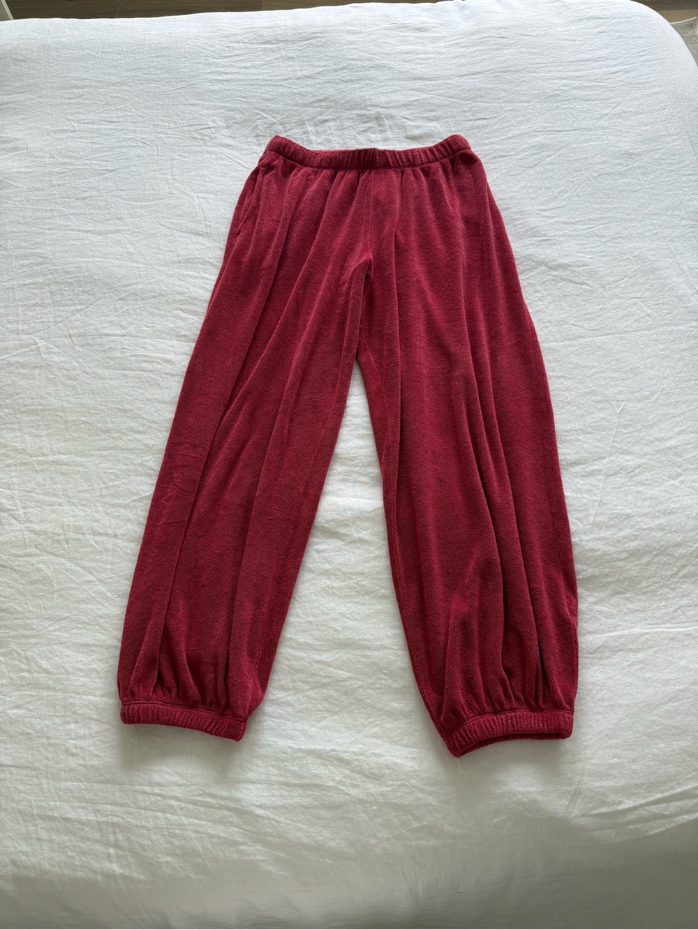NWOT Suzie Kondi Terry Cloth Berry Sweatpants